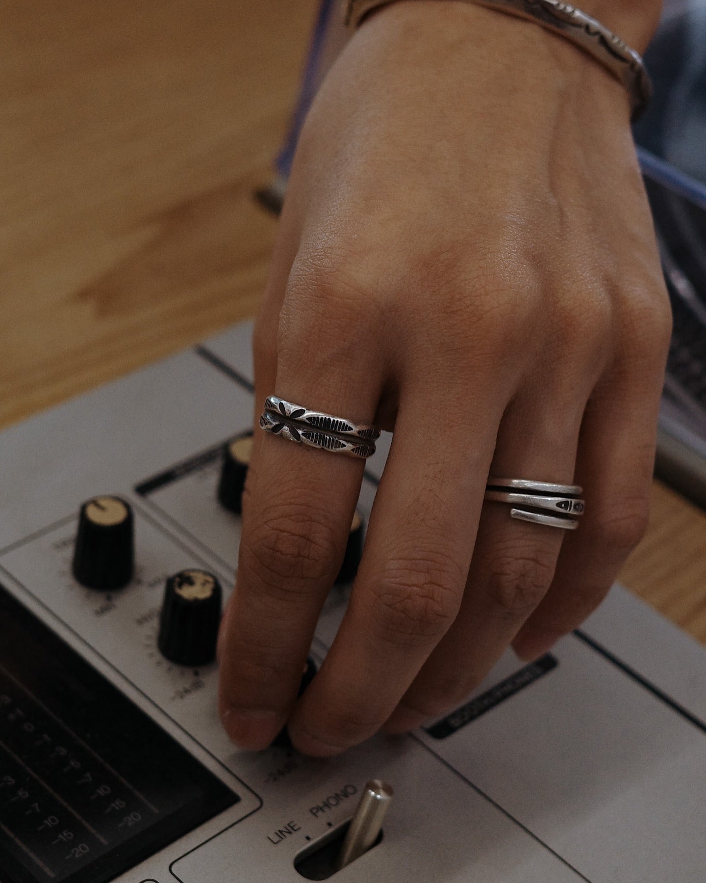 Karen Hill Tribe Silver Work , Ring handcrafted in Thailand by Taki . Bottle Gourd pattern. Sold in Hong Kong by certified.fingers. 香港選物手工銀飾
