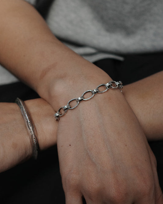 Karen Hill Tribe Silver Work , Bracelet handcrafted in Thailand by Taki . PHOD DUANG pattern. Sold in Hong Kong by certified.fingers.