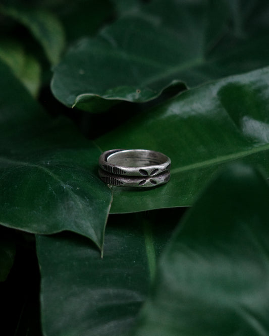 Karen Hill Tribe Silver Work , Ring handcrafted in Thailand by Taki . Bottle Gourd pattern. Sold in Hong Kong by certified.fingers. 香港手工銀飾